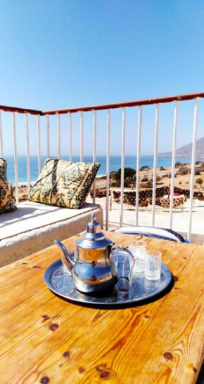 Beach House Moknari